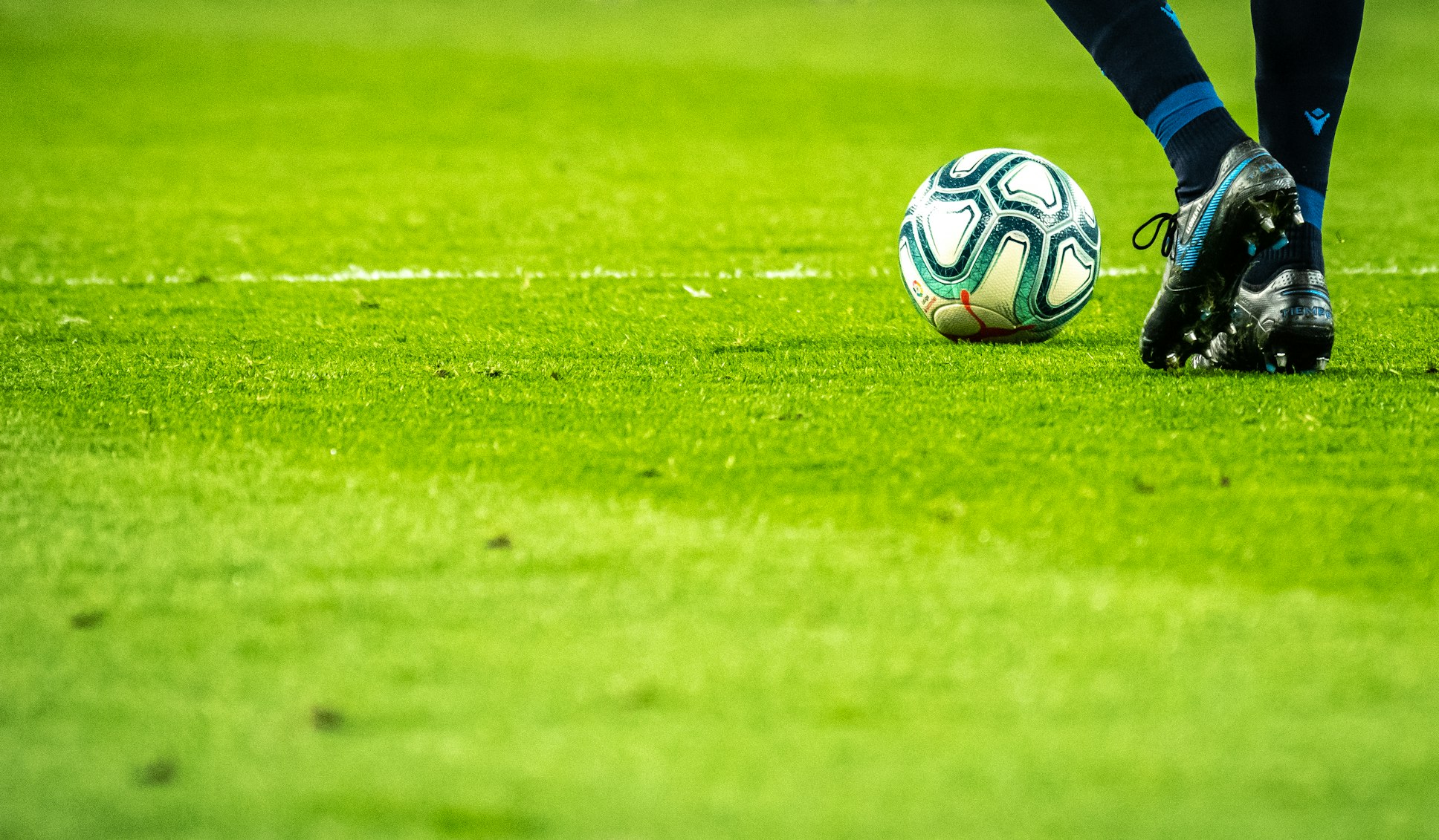 英超 曼城3-1阿森纳 哈兰德梅开二度